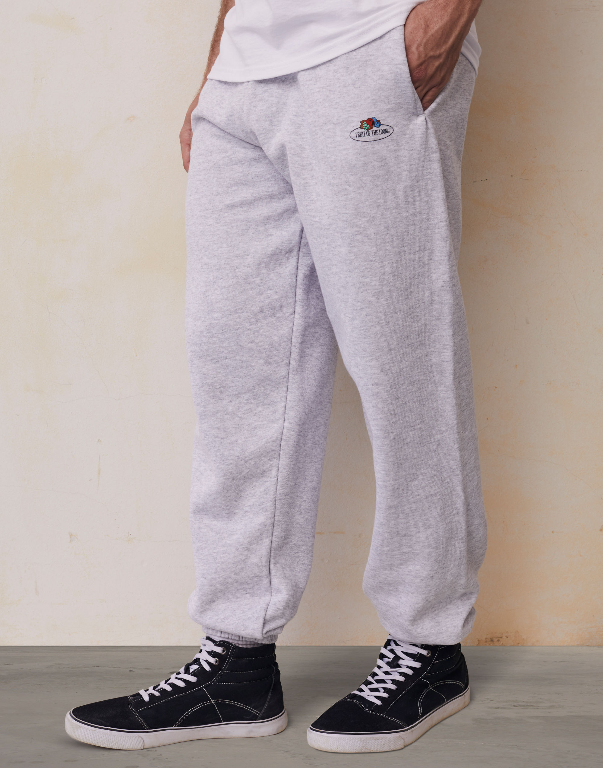 Vintage Elasticated Cuff Jog Pants with Small Logo